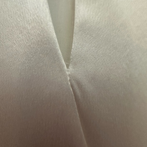 Alice + Olivia Maris Keyhole Halter Top Size Large Ivory Black Tie Neck Satin - Picture 9 of 9